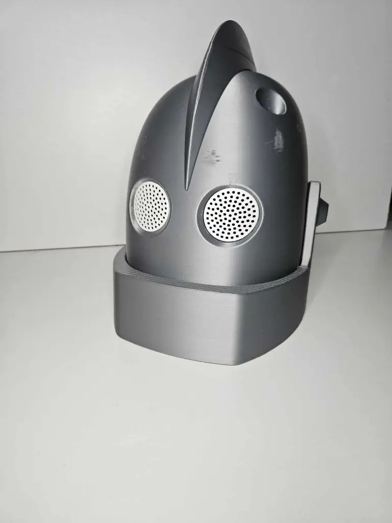 Iron Giant wearable helmet