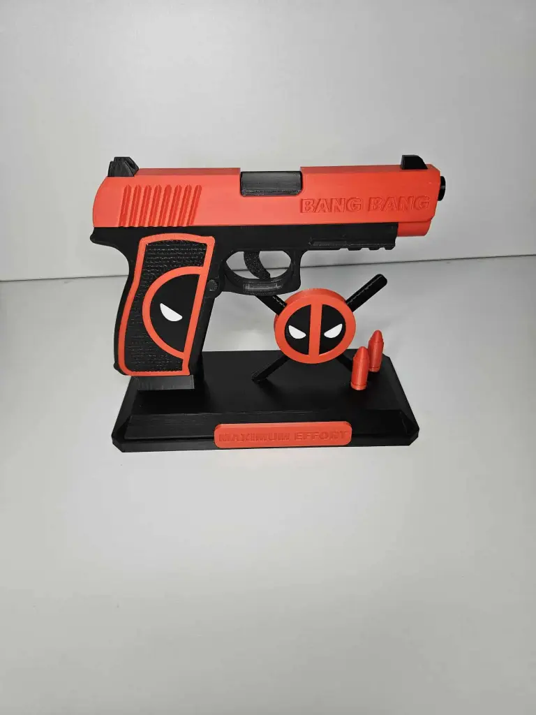 Dpool Themed Gun with display